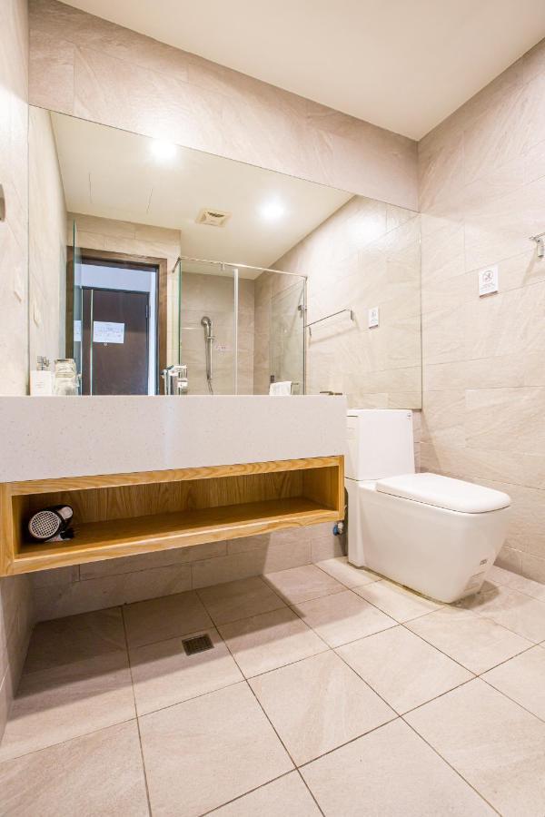 Easylazy Inn Tajcshung Kültér fotó