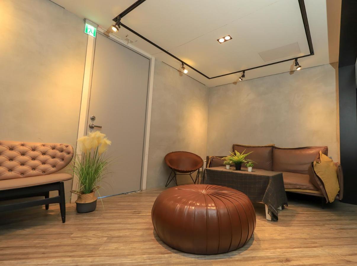 Easylazy Inn Tajcshung Kültér fotó